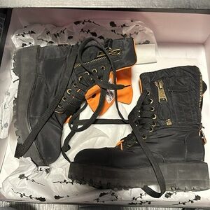 Dolls kill poster girl kush combat flight boot 5M preowned